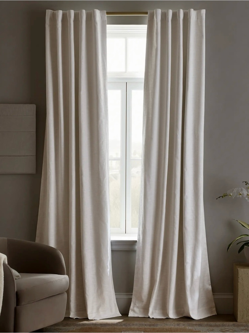 Quince Textured Cotton True Blackout Curtain Panel in White 48x96